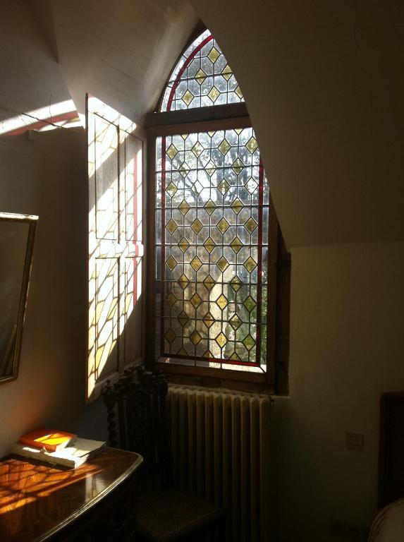 Chateau De Saint Loup Room photo